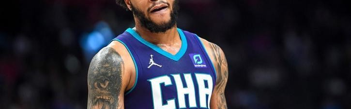 24岁场均20+7+4，冉冉升起的新星，却被禁赛1年，还损失了1亿美元