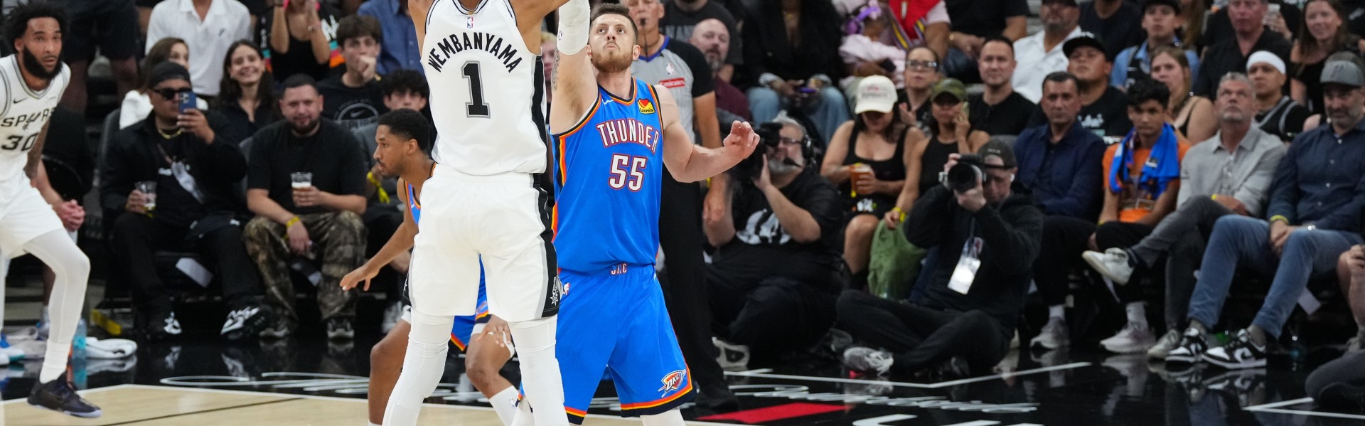 世界杯客户端安装说明-擅打硬仗！文班今年季后赛已4次首节得分10+ 其中2次面对雷霆得到