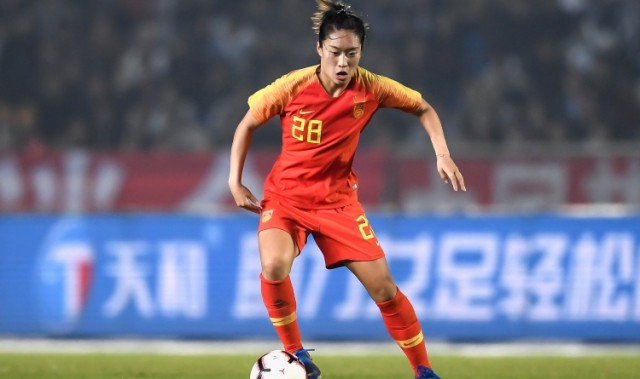 唐佳丽：第二场比赛要掌握好球权，上届亚洲杯夺冠是非常大的鼓励