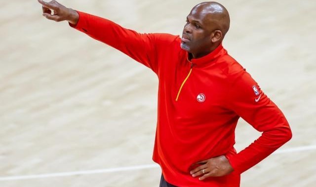 背水一战如何调整？麦克米兰：坚持防守 先发制人